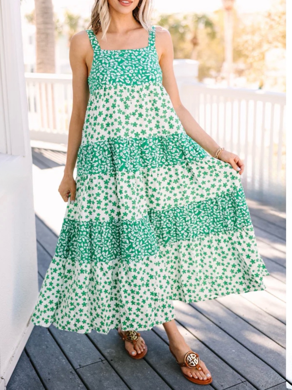 NWT Green Ditsy Floral Midi Dress size M - Picture 1 of 11